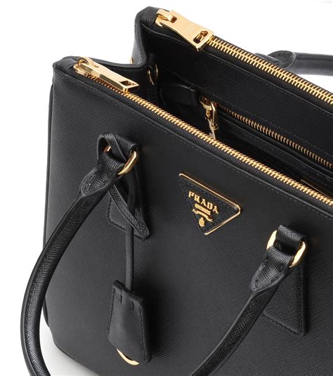 prada tote bag tessuto saffiano black|prada saffiano cuir leather tote.